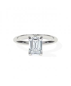 Emerald Daisy 4-Prong Solitaire